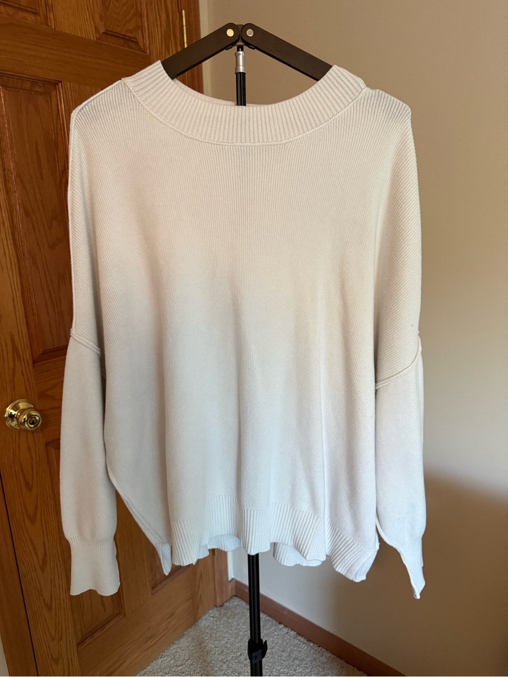 Women's Cream Ribbed Crewneck Pullover Sweater